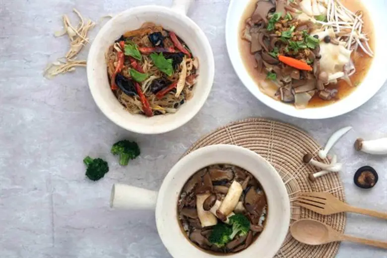 สีฟ้า ชวนเติมเต็มสุขภาพตลอดเทศกาลอาหารเจ ด้วยข้าวออร์แกนิค ใหม่ สด จากนาข้าวพร้อมกับข้าวเจ แบบจัดเต็ม