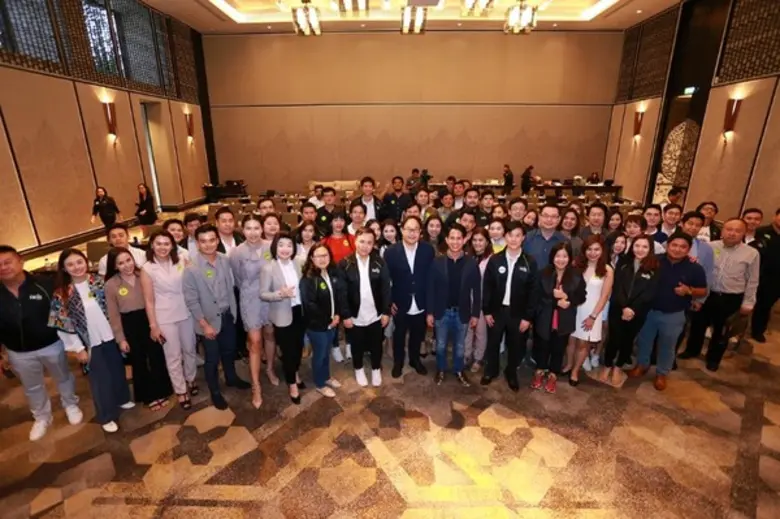 คุณชัยจักร วทัญญู ผู้อำนวยการอาวุโสฝ่ายพั...