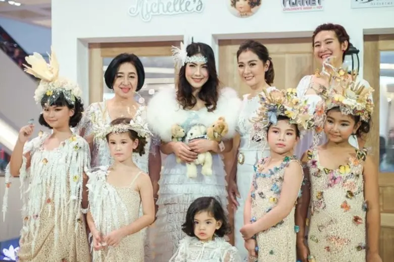 แบรนด์เสื้อผ้าเด็ก MICHELLE's แบรนด์ดีไซเ...