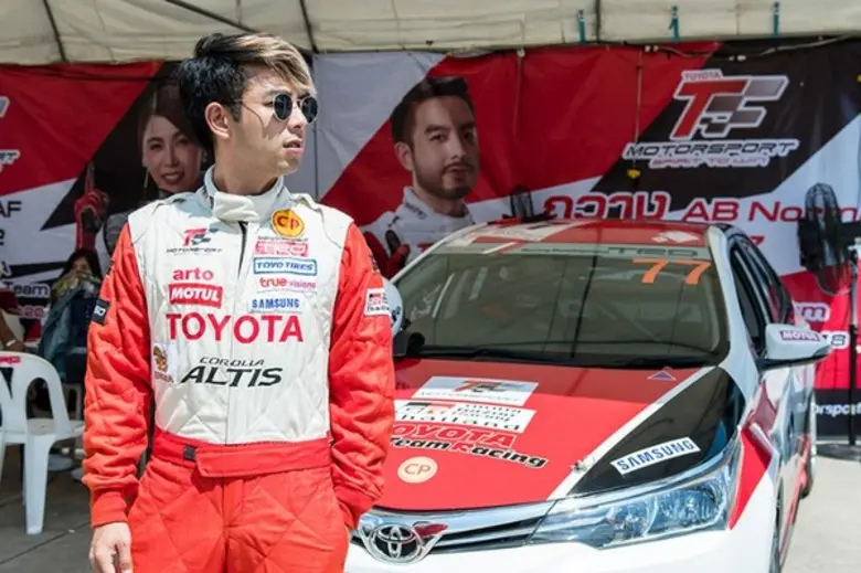 โตโยต้า มอเตอร์สปอร์ต ส่งท้ายความมันส์แห่งปี! เชียร์ 2 ดารานักแข่ง
