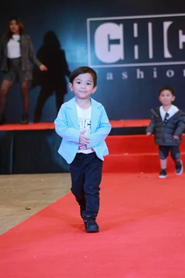 งานค้นหาพรีเซนเตอร์แบรนด์ CHIC'K fashioni...