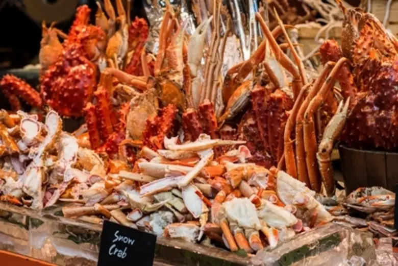 CRAB CARNIVAL ฉลองความสำเร็จบุฟเฟ่ต์ปูยอดนิยม ที่โรงแรมพูลแมน กรุงเทพฯ แกรนด์ สุขุมวิท	