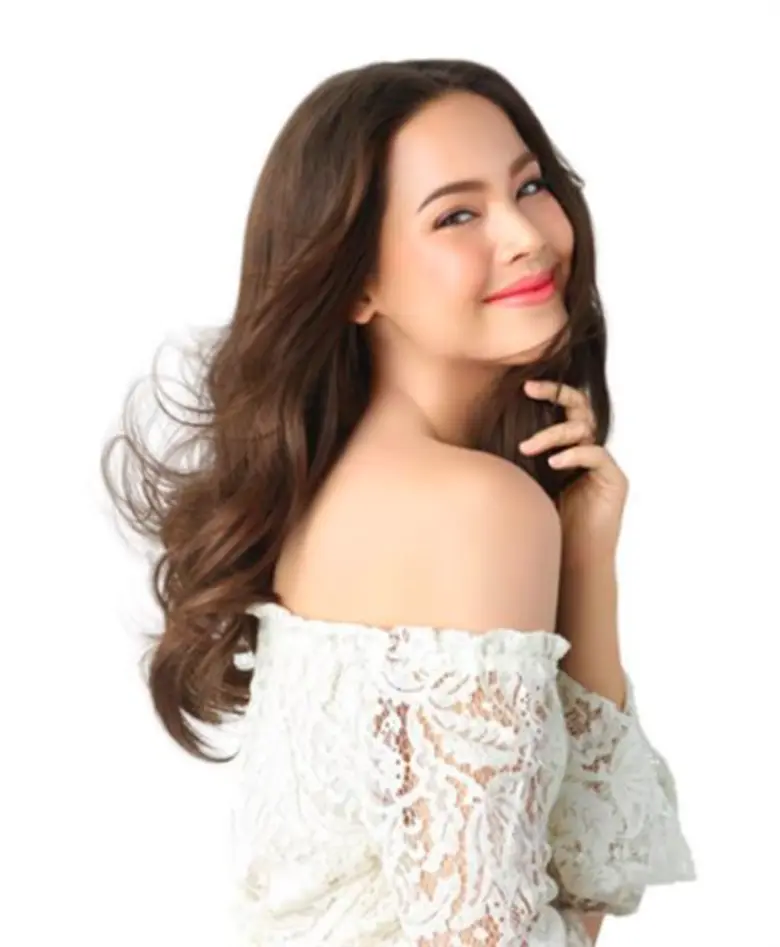 นางเอกสาวสุดฮอต ญาญ่า-อุรัสญา เสปอร์บันด์...