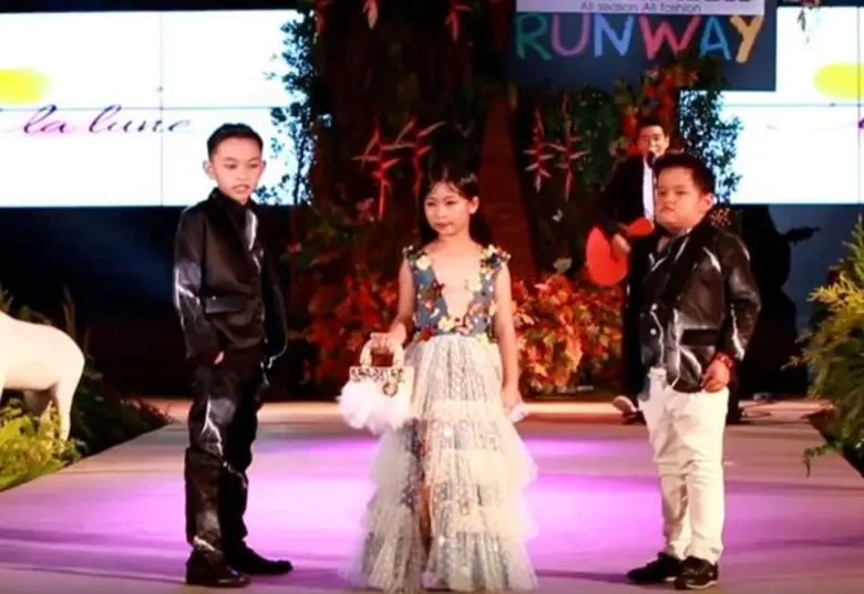 “ก้อง สหรัฐ” ทำให้หัวใจชุ่มฉ่ำ ขับกล่อมเพลงงานเดินสุดยิ่งใหญ่แห่งปี The Little Runway “ All Season All Fashion”