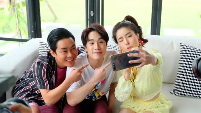 ทีวีไกด์: รายการ “ระเบิดครัว” “เจมส์ ธีรดนย์” in “ระเบิดครัว”