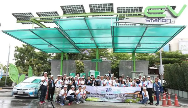 นายวิชิตพงศ์ ชื่นวรทรัพย์ ผู้จัดการฝ่ายคล...