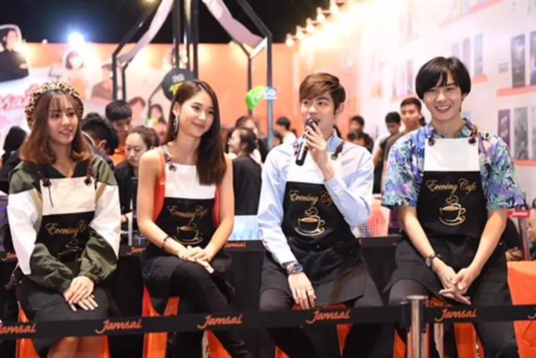 “กัน-เบนซ์” นำทีมนักแสดงร่วมเปิดตัวภาพยนตร์กับนิยาย “Sugar cafe' เปิดตำรับรักนายหน้าหวาน”