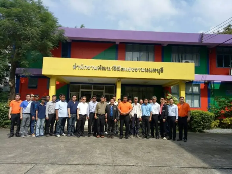 นายชัยชนะ เดชแพ ผู้อำนวยการสำนักงานพัฒนาฝ...