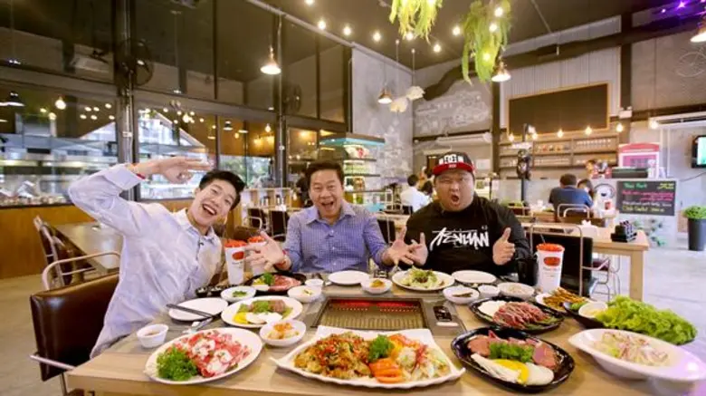 ทีวีไกด์: รายการ "กินเที่ยวอะราวเดอะเวิลด์"