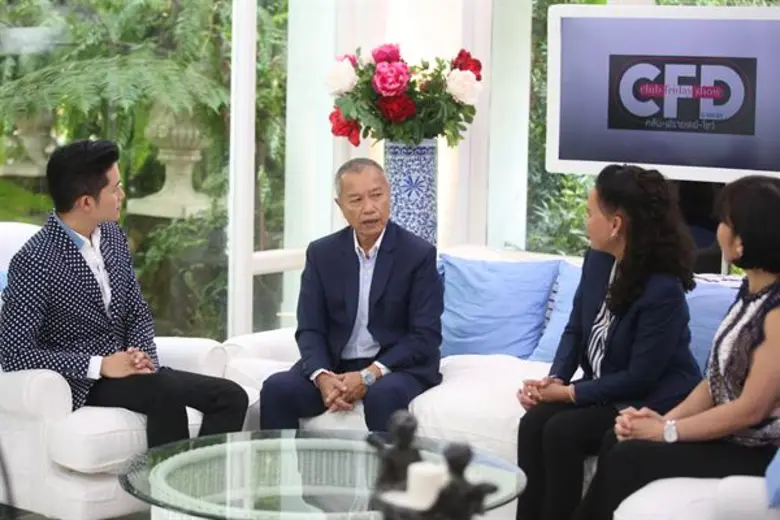 ทีวีไกด์: รายการ “คลับฟรายเดย์โชว์”  “อารอง” เปิดใจใน “คลับฟรายเดย์โชว์” ชีวิตนี้ขาด “อาทุม” ไม่ได้