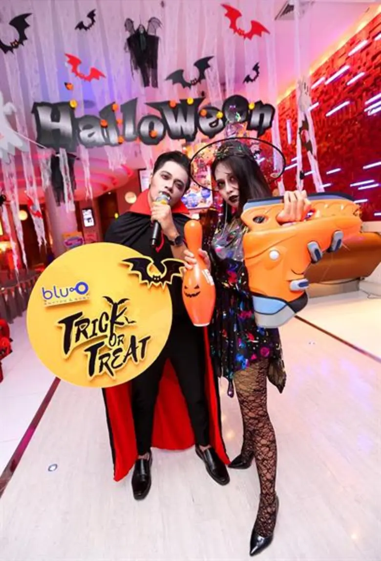 บลูโอ ริธึม แอนด์ โบว์ล ชวนมาสะพรึงกับกิจกรรม Halloween Cool Party แต่งผีแบบสยดสยอง...รับสิทธิ์ โยนโบว์ลิ่ง ร้องคาราโอเกะ เล่นไอซ์สเก็ต ฟรี