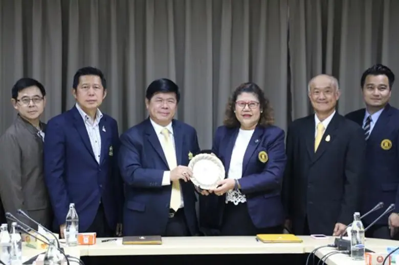 มหาวิทยาลัยหัวเฉียวเฉลิมพระเกียรติ (มฉก.)...