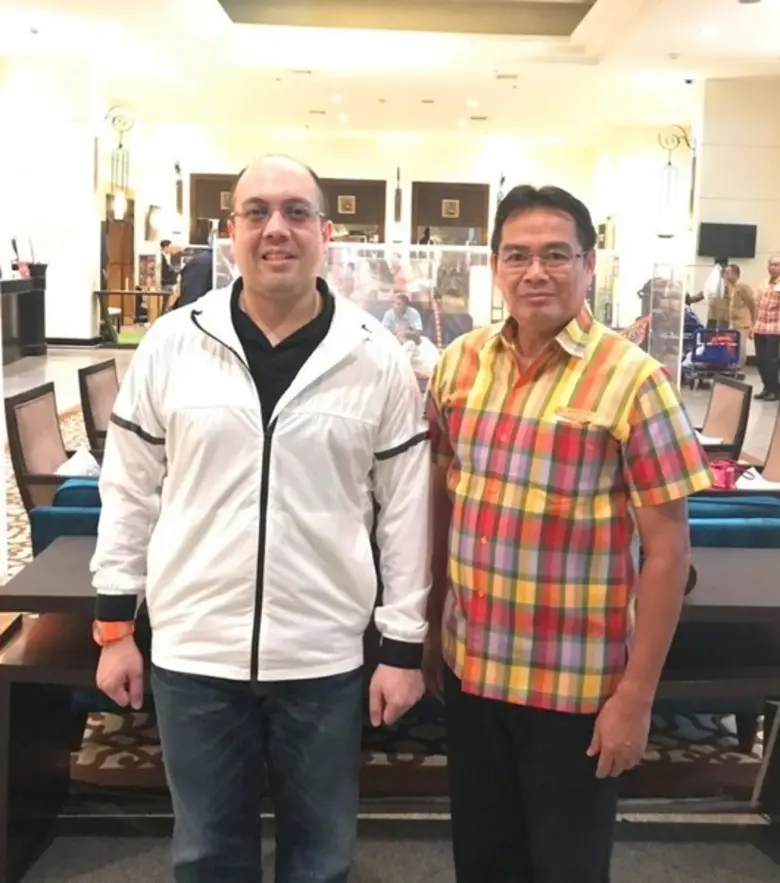 นายมนูญ วุฒิ ผู้จัดการทั่วโรงแรมเซ็นทารา ...