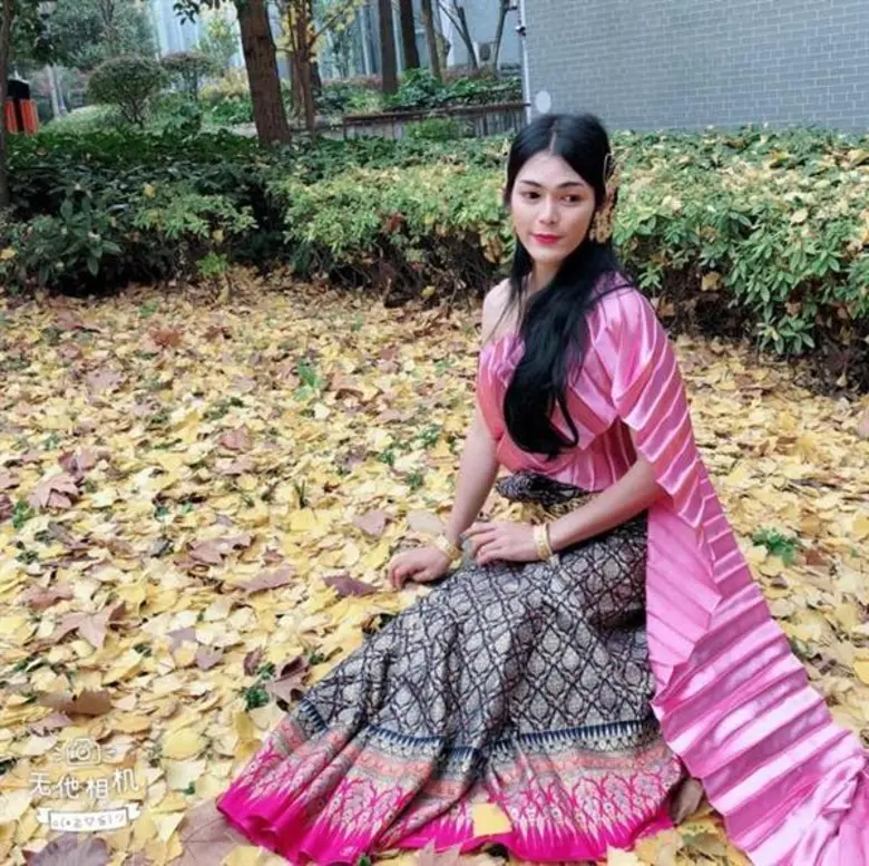 ศิษย์เก่า ม.ศรีปทุม ชลบุรีเป็นตัวแทนของประเทศไทยแข่งขันมัคคุเทศก์ คว้ารางวัลรองชนะเลิศอันดับที่ 2