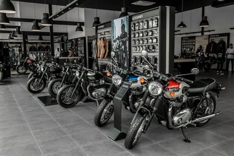 “ไทรอัมพ์ มอเตอร์ไซเคิลส์” ปลื้ม 3 ไตรมาสแรก ยอดจดทะลุเป้า พร้อมโชว์ 3 ไลน์รถย้ำความเป็นผู้นำตลาดรถบิ๊กไบค์พรีเมี่ยม