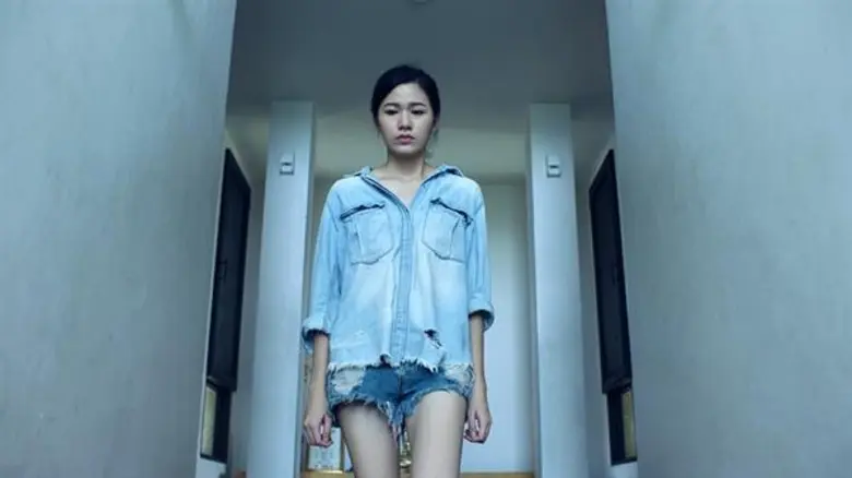 Movie Guide: นางเอกใหม่ “จ๋า สุธีธิดา” ประเดิมหนังเต็มตัวเรื่องแรกใน “ผีโทรศัพท์” รับบทหนักท้าสยองผีออนไลน์และผีจริง!