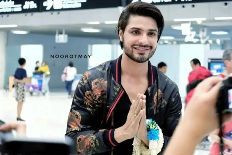 ถ้าจะเอ่ยชื่อพระเอกอินเดีย ที่กำลังฮอต แล...