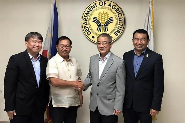 มร. Emmanuel Pinol รัฐมนตรีว่าการกระทรวงเ...