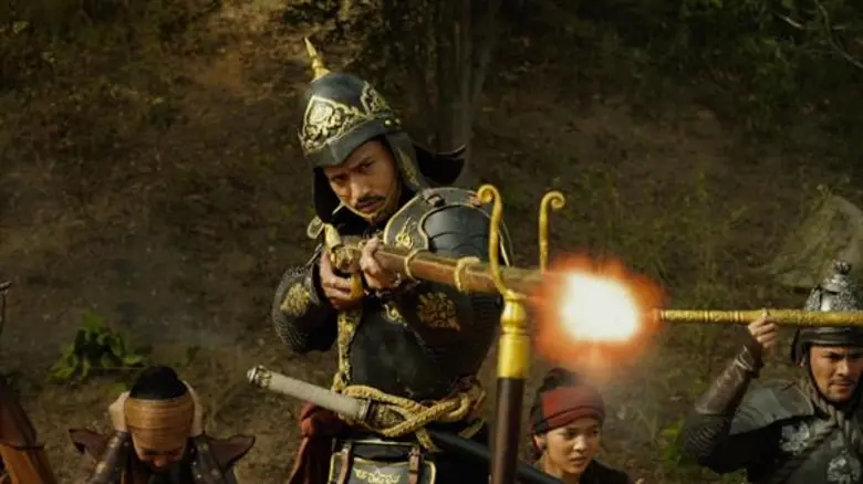 “เป้-ทวีฤทธิ์” ยิงปืนใส่ “สุเชาว์” ย้ำตำนานพระแสงปืนต้น ใน “ตำนานสมเด็จพระนเรศวรมหาราช เดอะซีรีส์2”