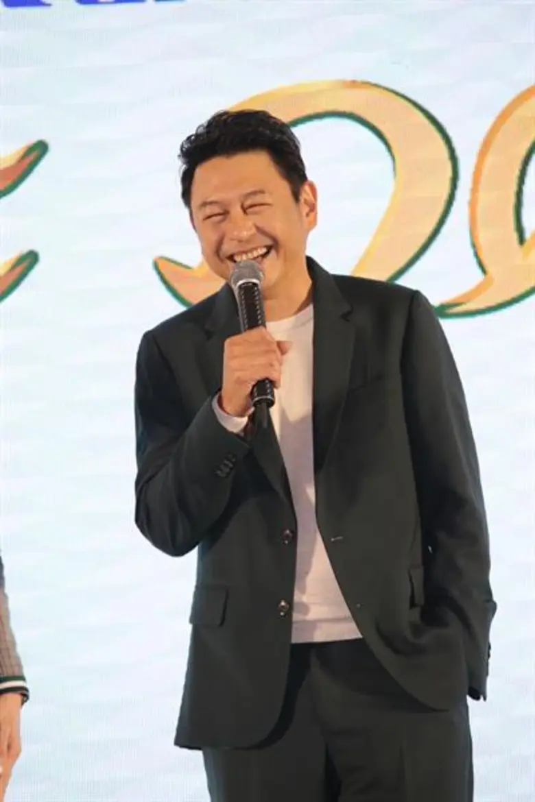 ดั่งปาฏิหาริย์ “กบ-ทรงสิทธิ์” ฮอตสุดหยุดไม่อยู่ คว้าพรีเซ็นเตอร์ “กิฟฟารีน ปัณจะ ภูตะ” “แท่ง – อุ๋ม – ไอซ์” แท็กทีมร่วมยินดี