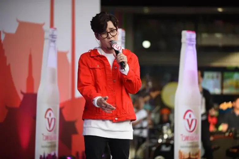 นมถั่วเหลืองพร้อมดื่ม 'ไวตามิ้ลค์' เปิดตั...