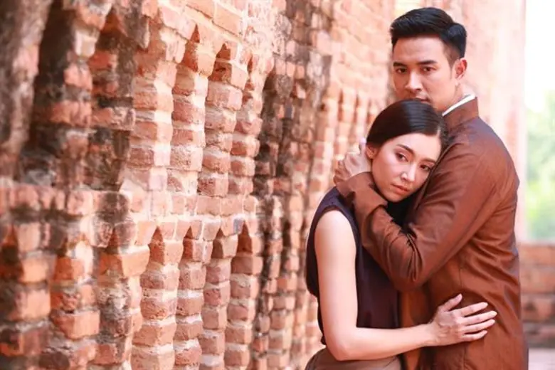 ทีวีไกด์: เรื่องย่อละคร "ปี่แก้วนางหงส์" ตอนที่ 1 วันพุธที่ 31 ตุลาคม เวลา 20.20 น.ช่อง 3