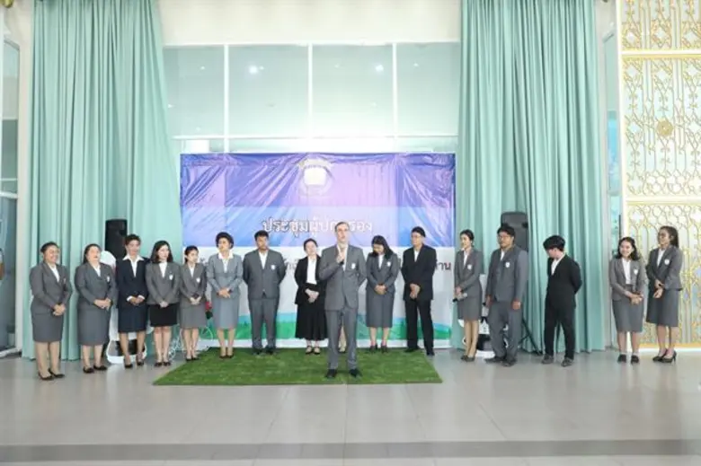 'ครูเอิร์น-จิรวรรณ’ จัดปฐมนิเทศผู้ปกครอง ชู 'ผศ.ภคนันท์ ใจงาม’ นั่งที่ปรึกษาวิชาการ