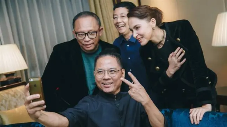 รายการ "BEHIND THE SONG" ทาง LINE TV EP.6...