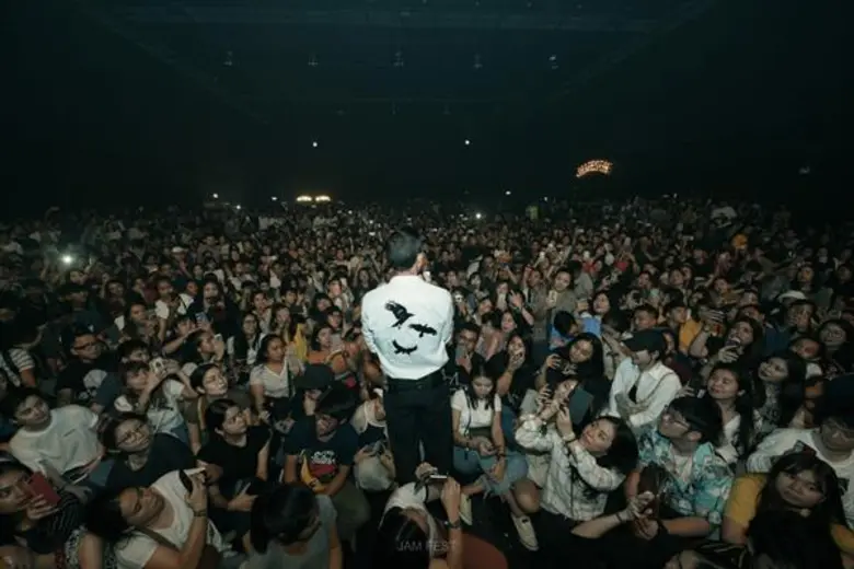 ทุกเสียงประทับใจ สมการรอคอย “Jameson Present JAM Fest”  เทศกาลดนตรีและศิลปะสุดแจ่ม 3 เวที 26 ศิลปิน ขนเพลงฮิตมอบความสุข ท่ามกลางแฟนเพลงกว่า 3,000 ชีวิต!!