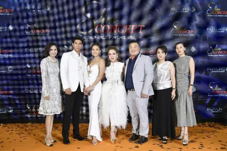 “เจนี่-มิกกี้” ร่วมฉลอง“10 ปี Slim Concept” เปิดตัวนวัตกรรมใหม่ Sikelia Body Treatment