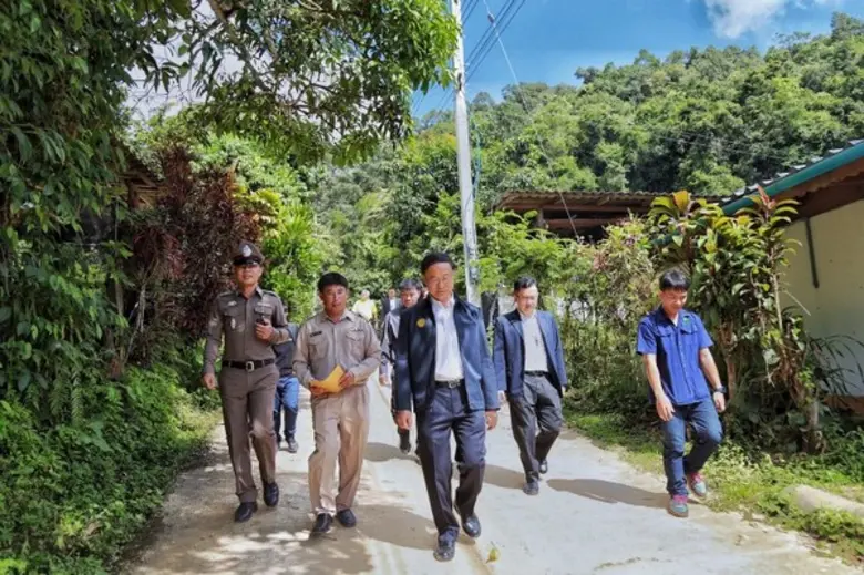 รมว.กระทรวงดิจิทัลฯ ลงพื้นที่ จ.เชียงราย เยี่ยมชมวิสาหกิจชุมชนกาแฟอินทรีย์รักษาป่า	