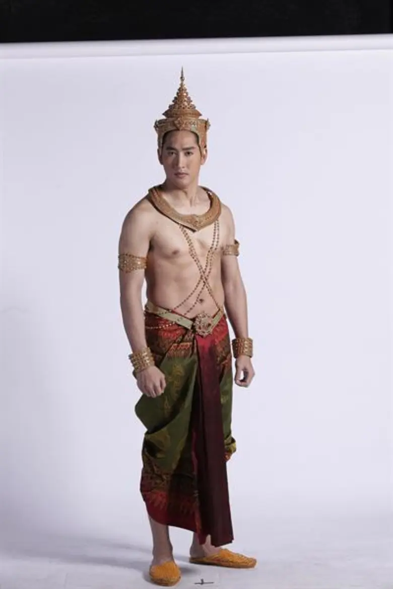 “ไนกี้” ขนลุก ฟิตติ้ง “ซิ่นลายหงส์” ผ้าลายพญานาคที่นุ่ง...เหมือนกับในฝัน