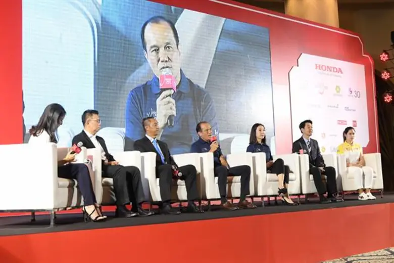 ครั้งแรกของการจัดแข่งขันรอบ National Qual...