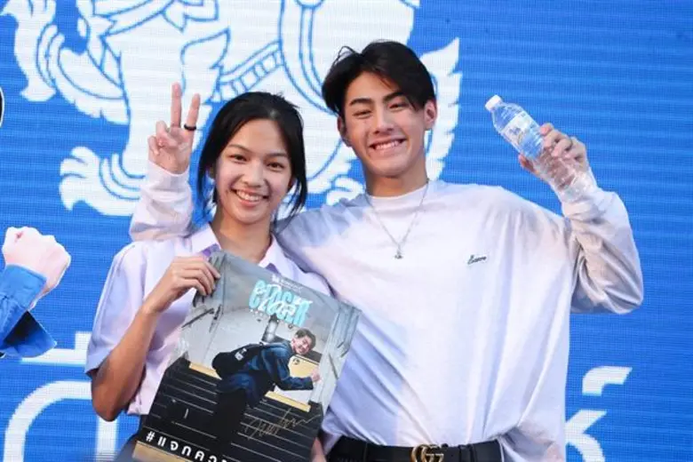 แฟนมโนกรี๊ดคอแตก! ร่วมชม MV แรกของ "เจ้าขุน" เล่นให้กับ  "น้ำดื่มสิงห์" ในเพลง "ใกล้" ร้องโดย "โต้ง ทูพี"