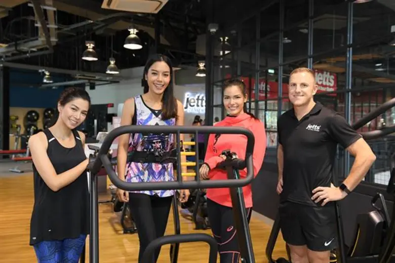 เจ็ทส์ ฟิตเนส 24 ชั่วโมง เปิดตัวคลาส “เจ็ทส์ มันตรา เซอร์กิต เทรนนิ่ง” ชวนสาวงามจาก 3 เวที ฟิตร่างกายเพื่อความสวยมั่นใจในทุกบทบาทของชีวิต