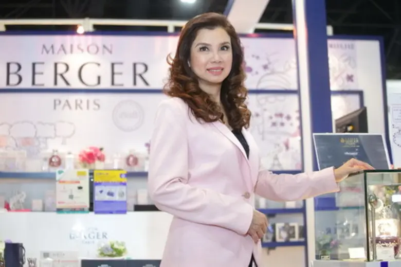 เชิญชวนเยี่ยมชมและเลือกซื้อตะเกียงน้ำหอมจ...