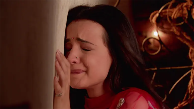 เลิฟซีนเดือด “บารุน” รุกหนักช่วย “ซานาย่า” จากโจร