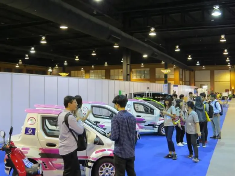 เปิดทดลองขับ EV รถไฟฟ้า และชมนวัตกรรม ในงาน “วิศวกรรมแห่งชาติ 61”