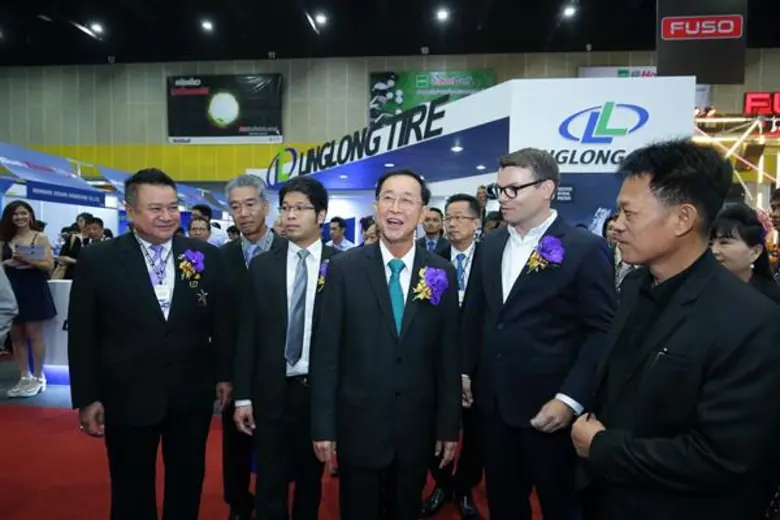 BUS & TRUCK ’18 ขีดสุด ขนส่ง เริ่มแล้ว! ค่ายรถโดยสารแห่ยึดพื้นที่โชว์สุดยอดนวัตกรรม พร้อมนำเสนอโซลูชั่นร่วมขับเคลื่อนอุตสาหกรรมในยุคดิจิทัล