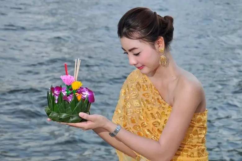 เทศกาลลอยกระทง คือ เทศกาลสำคัญที่จัดขึ้นท...