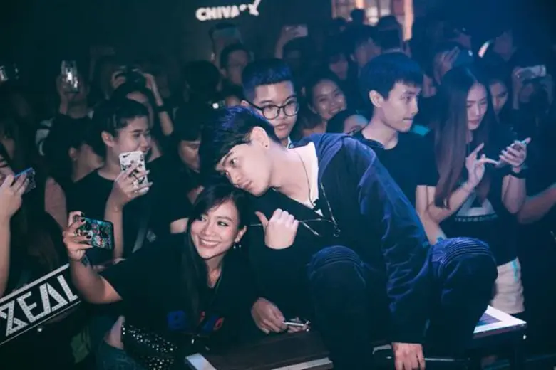 Zeal(ซีล) เปิดตัว อีพีอัลบั้มในรอบ7 ปี พร้อมแฟนมีตติ้งสุดเอ็กซ์คลูซีฟ