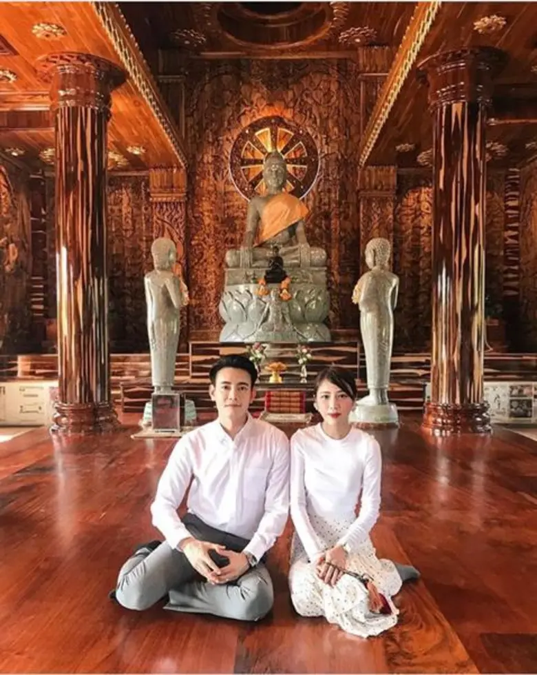 ข่าวซุบซิบ: สุดสวีท ฟลุ๊ค จิระ เซอร์ไพรส์ แอปเปิ้ล ฉลองครบรอบแต่งงาน 1 ปี