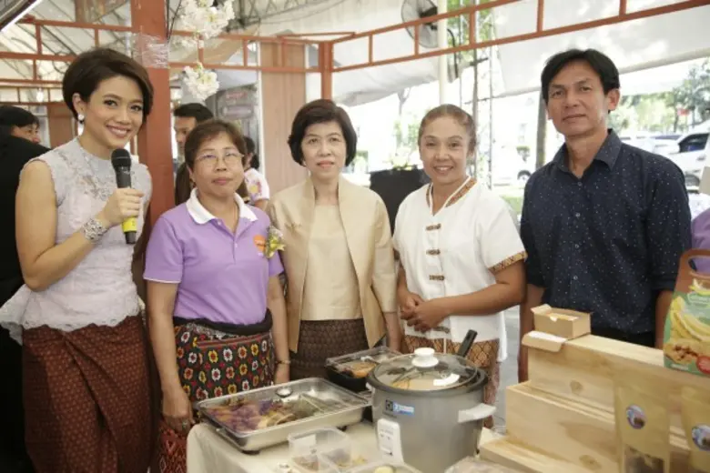 พช.สมุทรสงคราม ชวนเช็คอิน ชิม ช้อป 3 - 7 พ.ย.นี้ ในงาน “@แม่กลอง ลองไปเที่ยว ครั้งเดียวรักแน่” ที่ เซ็นทรัล รัตนาธิเบศร์	