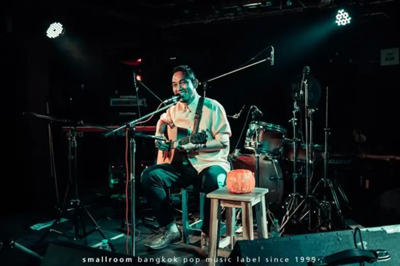 เรียกว่าเริ่มต้นเดือนใหม่มา ค่าย Smallroo...