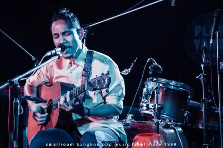 Smallroom ได้ฤกษ์เปิดตัว 2 ศิลปินอินดี้หน้าใหม่ วง Sunrise, moon bright และ Postbox พร้อมปาร์ตี้เปิดตัวสุดมันส์ยันเที่ยงคืน