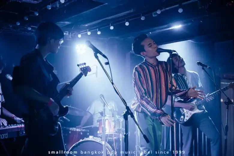 Smallroom ได้ฤกษ์เปิดตัว 2 ศิลปินอินดี้หน้าใหม่ วง Sunrise, moon bright และ Postbox พร้อมปาร์ตี้เปิดตัวสุดมันส์ยันเที่ยงคืน