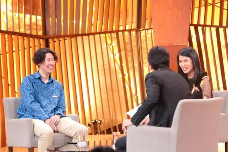 “ดู๋ สัญญา” จัดให้ตามคำขอ2 คอมลัมนิสต์ “อุ๋ย บุดด้าเบลส” ปะทะ “ปอนด์ ยาคอปเซ่น” แนะวัยรุ่นหยุดค้นหาตัวตน อย่ากลัวการเปลี่ยนแปลงของโลกเทคโนโลยี