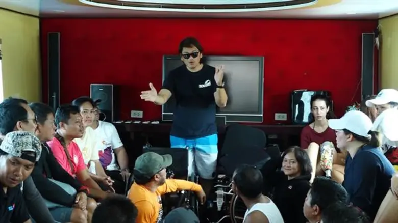 กลุ่มจิตอาสา..“วีลแชร์ สคูบ้า” พาผู้พิการสัมผัสโลกใต้น้ำ ใน “คนดีเปลี่ยนโลก” ทางช่อง MONO29