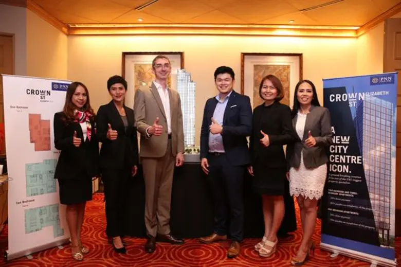 ดร.เสาวรัตน์ บรรยงพัฒนะ (ขวาสุด) กรรมการผ...