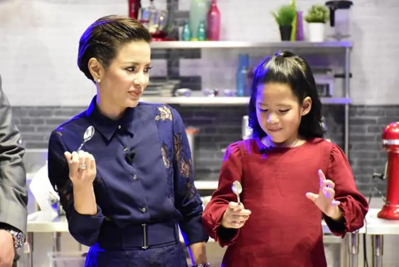 “แม่อ้อม-พิยดา” จูงมือ “นาวา” เยือน “Top Chef 2” ลิ้มรสฝีมือเชฟ7คนสุดท้ายกับโจทย์ “เมนูผัก”